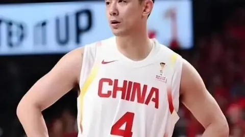 发哥助力，普莱西夺冠秘籍